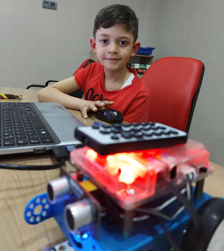 instagram @dijigonet